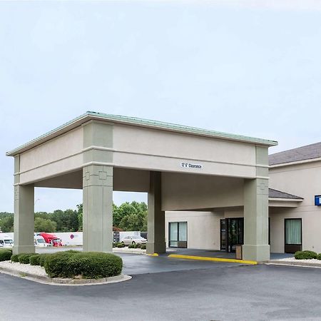 Days Inn By Wyndham Lugoff Экстерьер фото